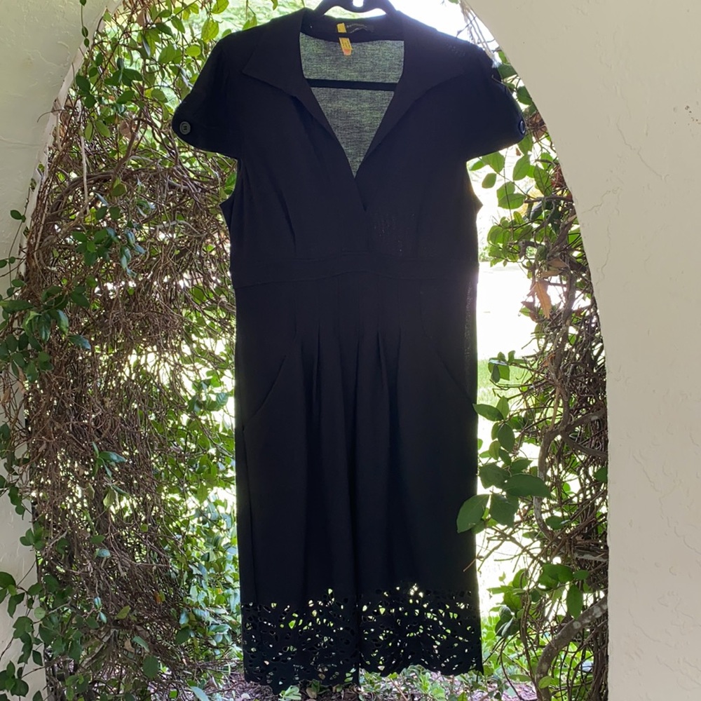 BCBGMAXAZRIA-med. dark blue-laser cut hem dry cleaned